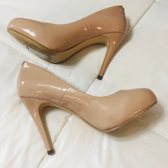 Steve MAdden nude heels - Picture 4 of 5